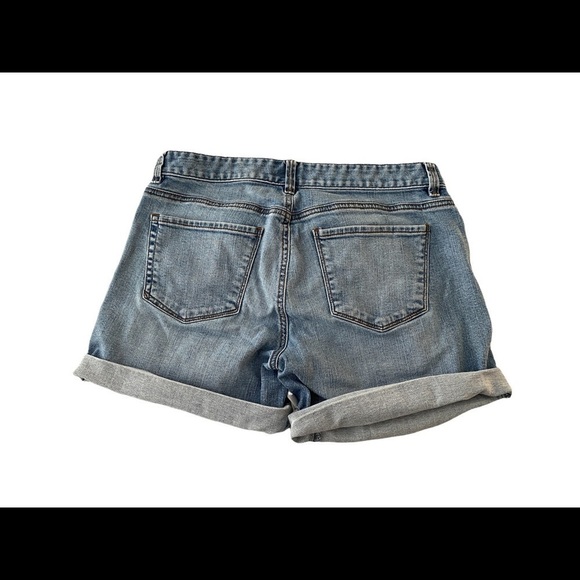 ANN Taylor LOFT Denim Light Blue Jean Shorts Roll Up Women 28 / 6 - Picture 2 of 4